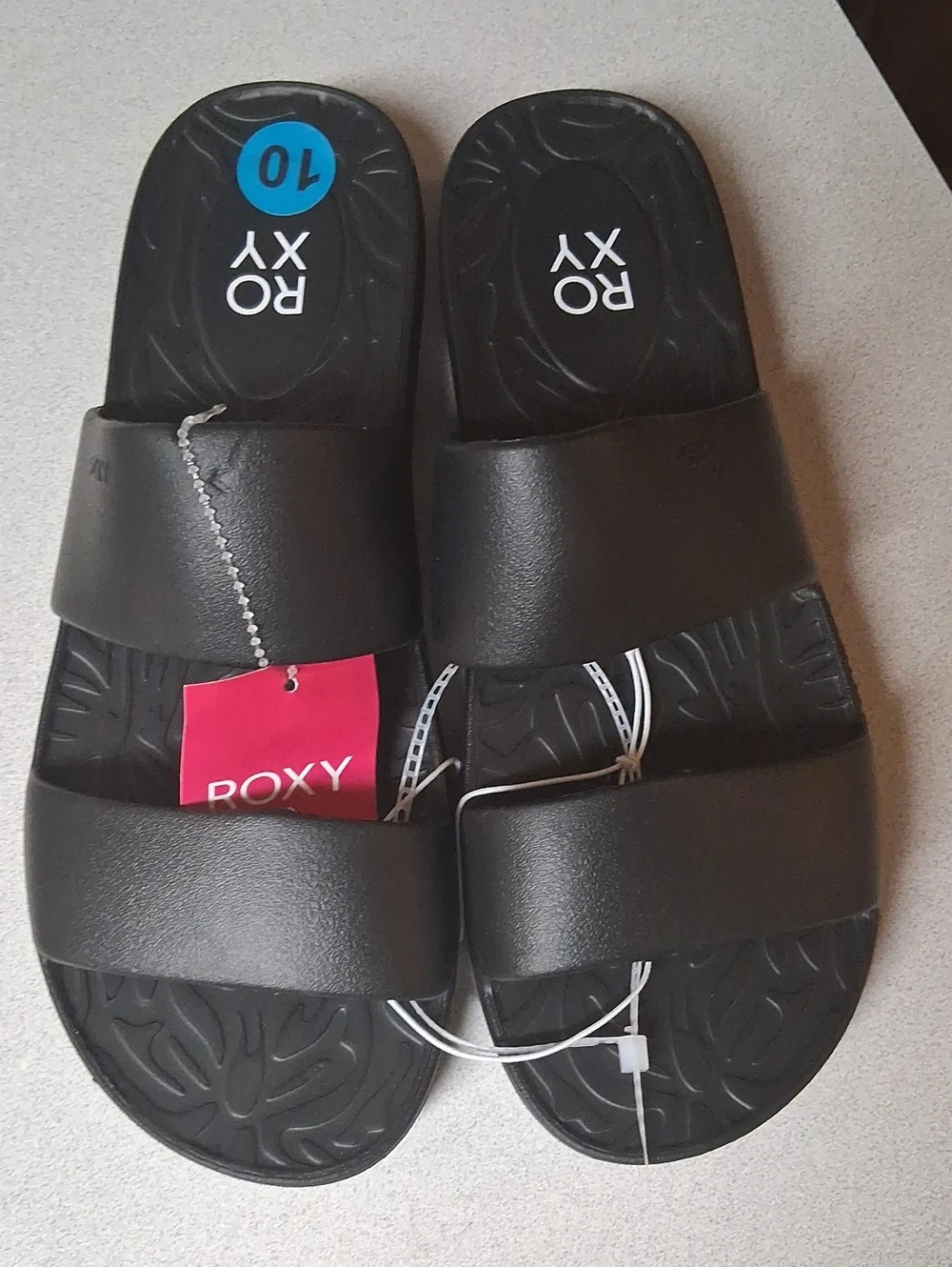 BNWT WOMENS ROXY FREE SPIRIT SANDALS SIZE 10